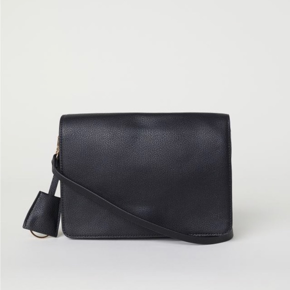 H&M Black Shoulder Bag. Gently used, great condition. - Picture 2 of 6